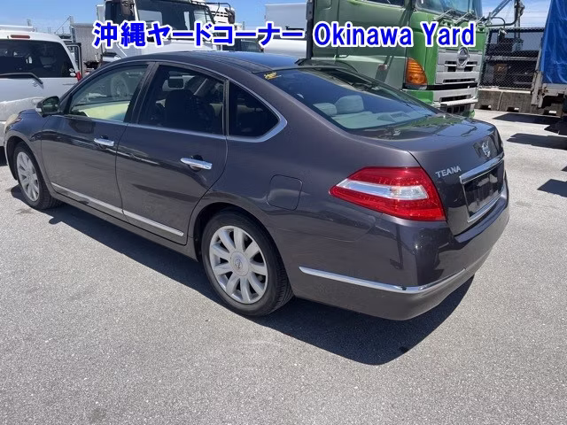 NISSAN TEANA