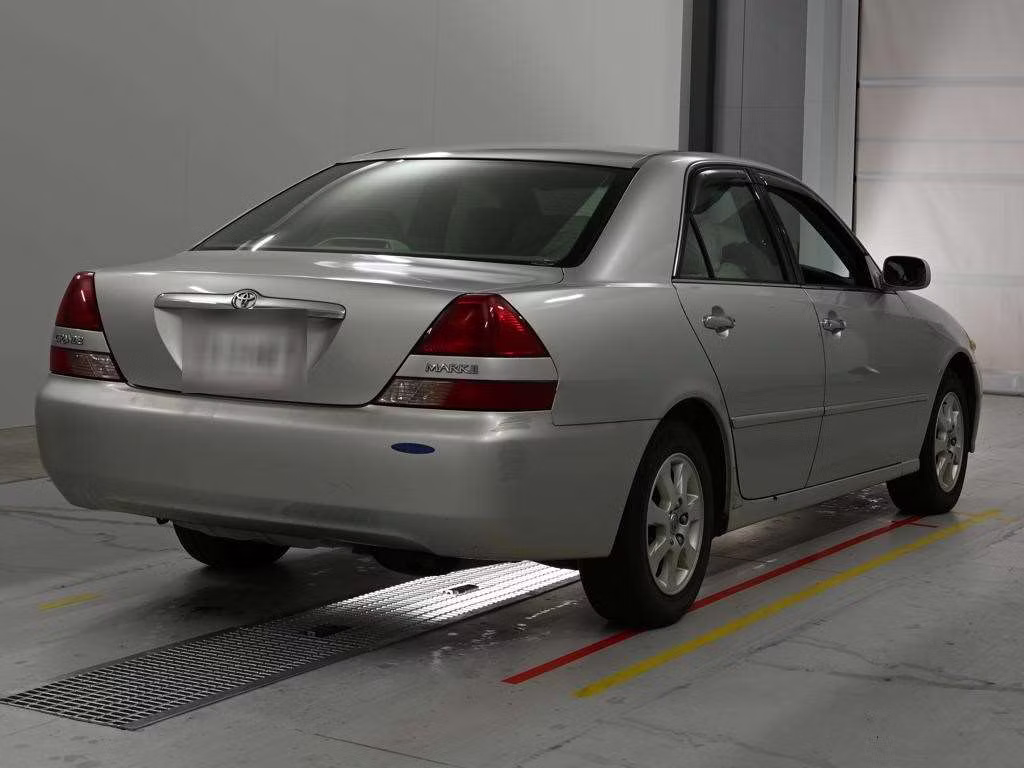 TOYOTA MARK II