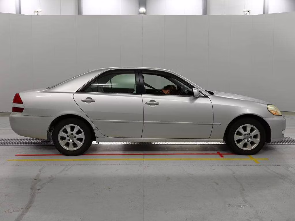 TOYOTA MARK II