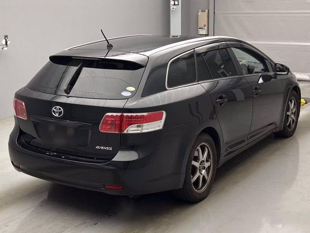TOYOTA AVENSIS