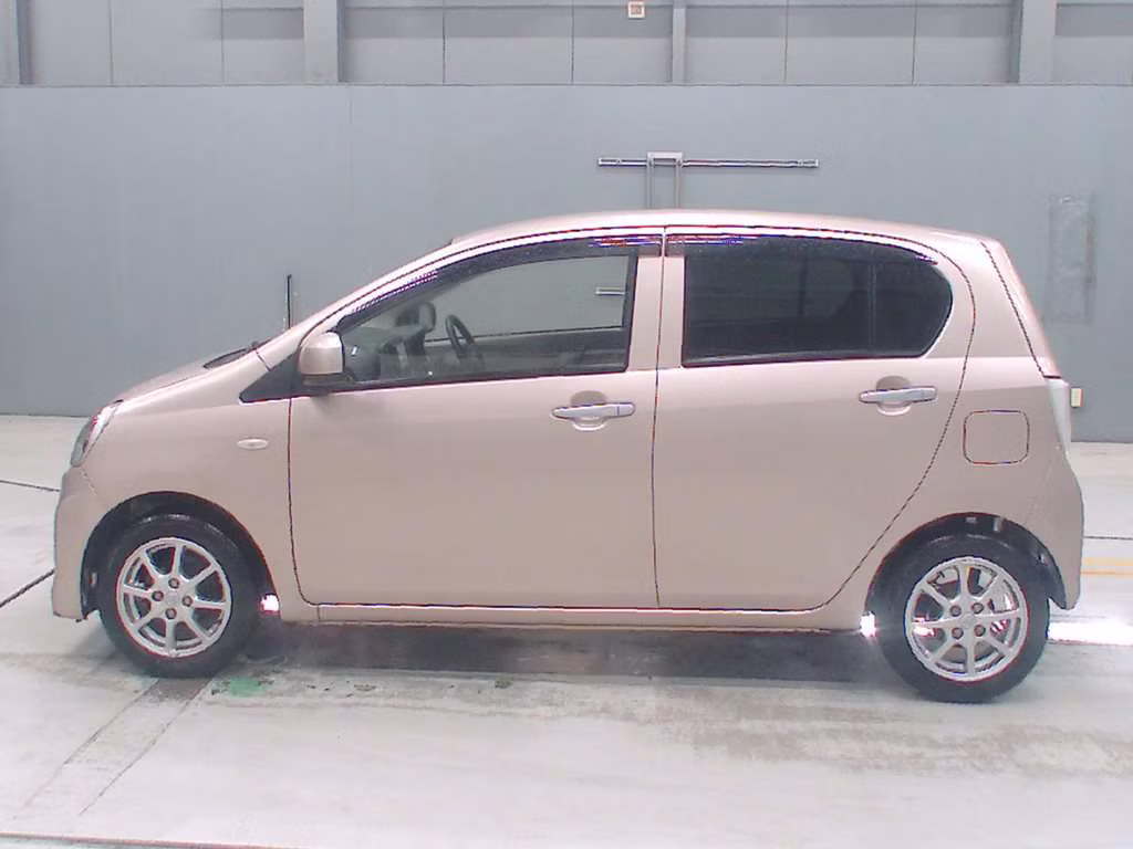 TOYOTA PIXIS EPOCH