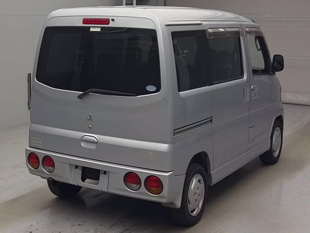 MITSUBISHI TOWN BOX