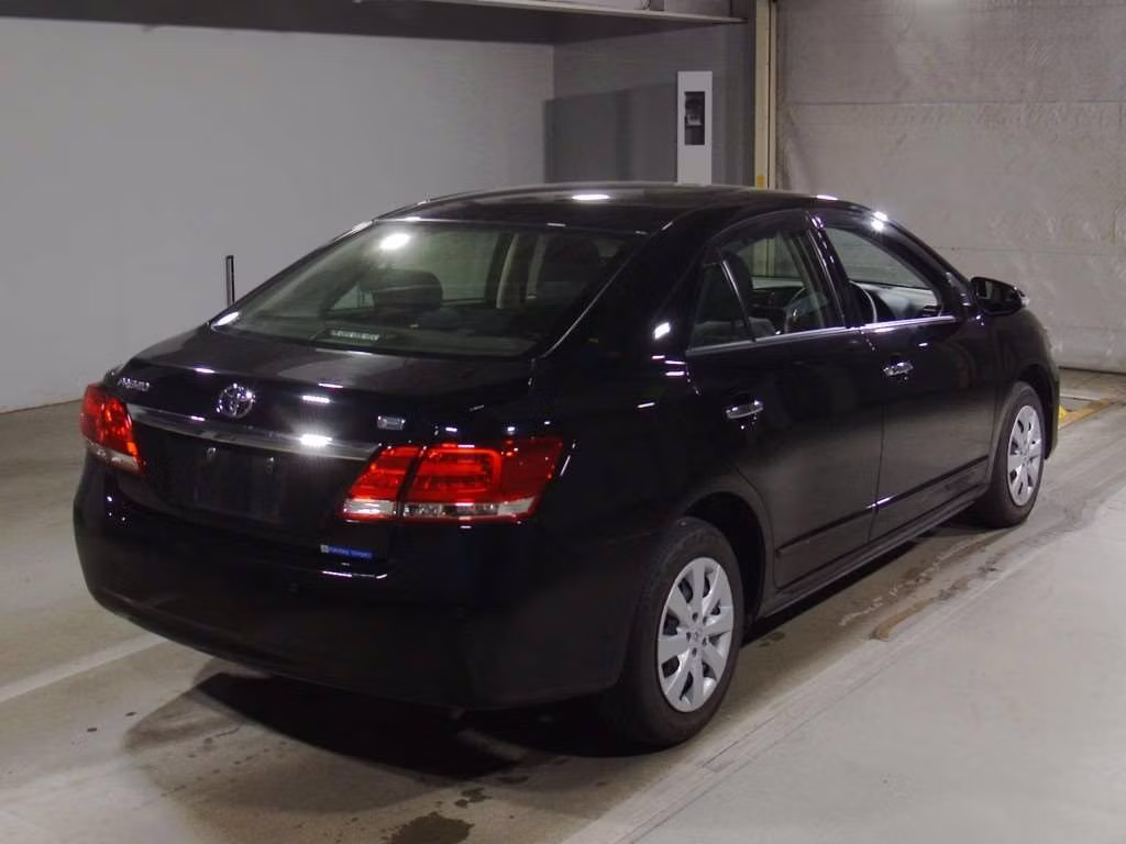 TOYOTA PREMIO