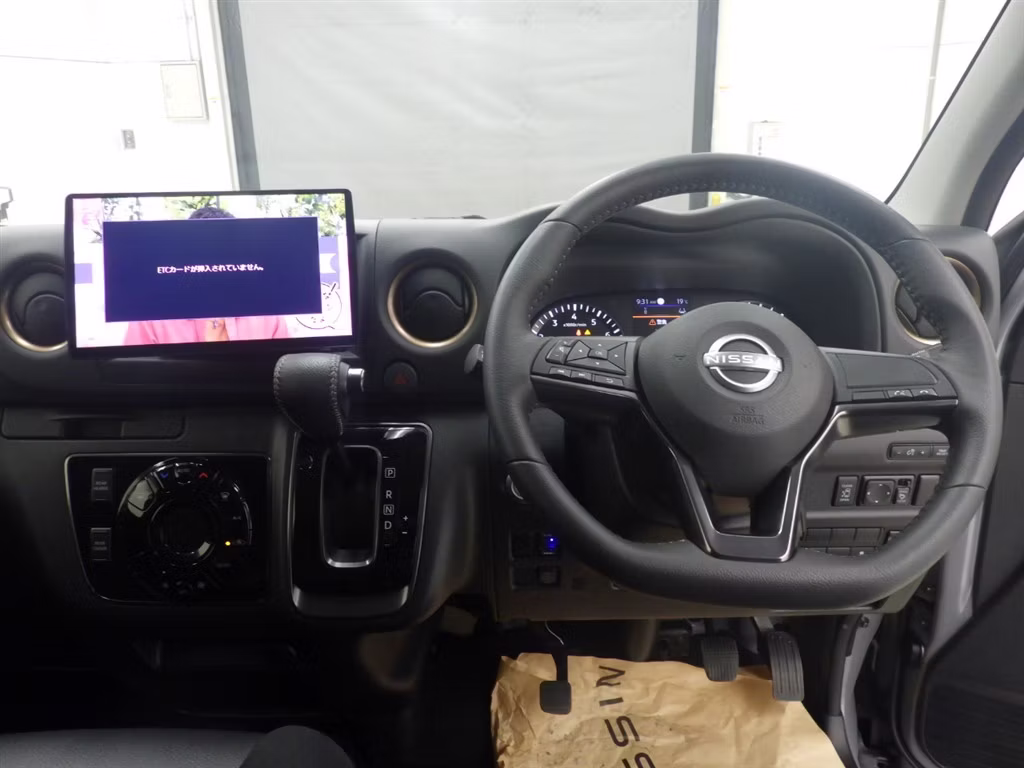 NISSAN CARAVAN
