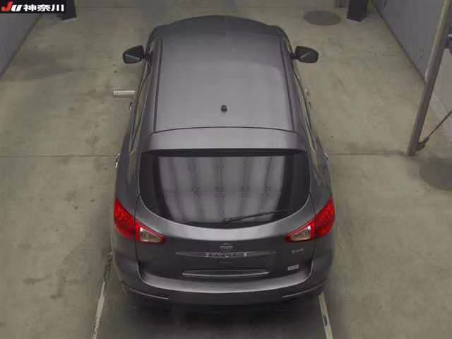 NISSAN SKYLINE CROSSOVER
