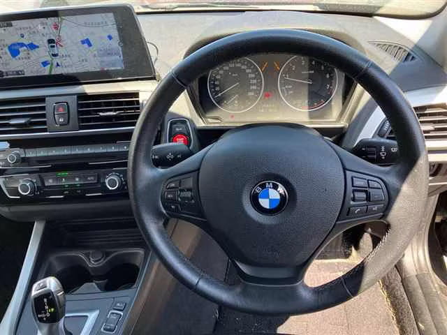 BMW 1-SERIES