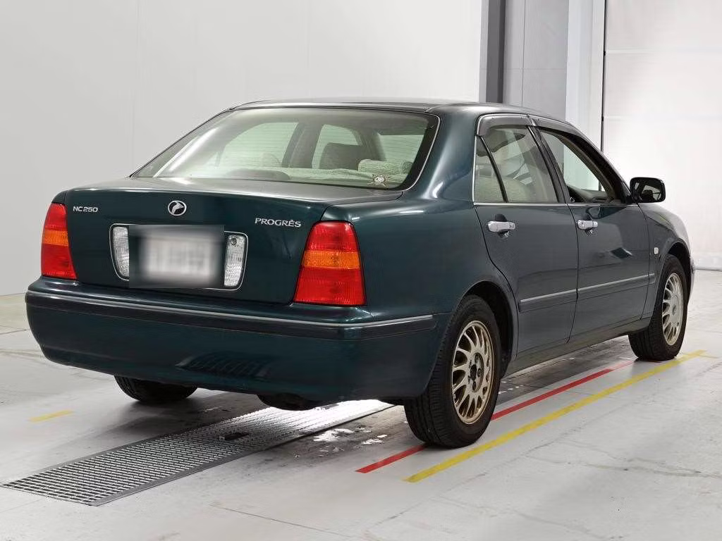 TOYOTA PROGRES