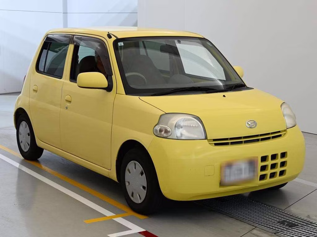 DAIHATSU ESSE