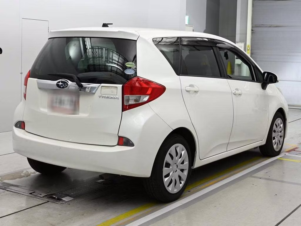 SUBARU TREZIA
