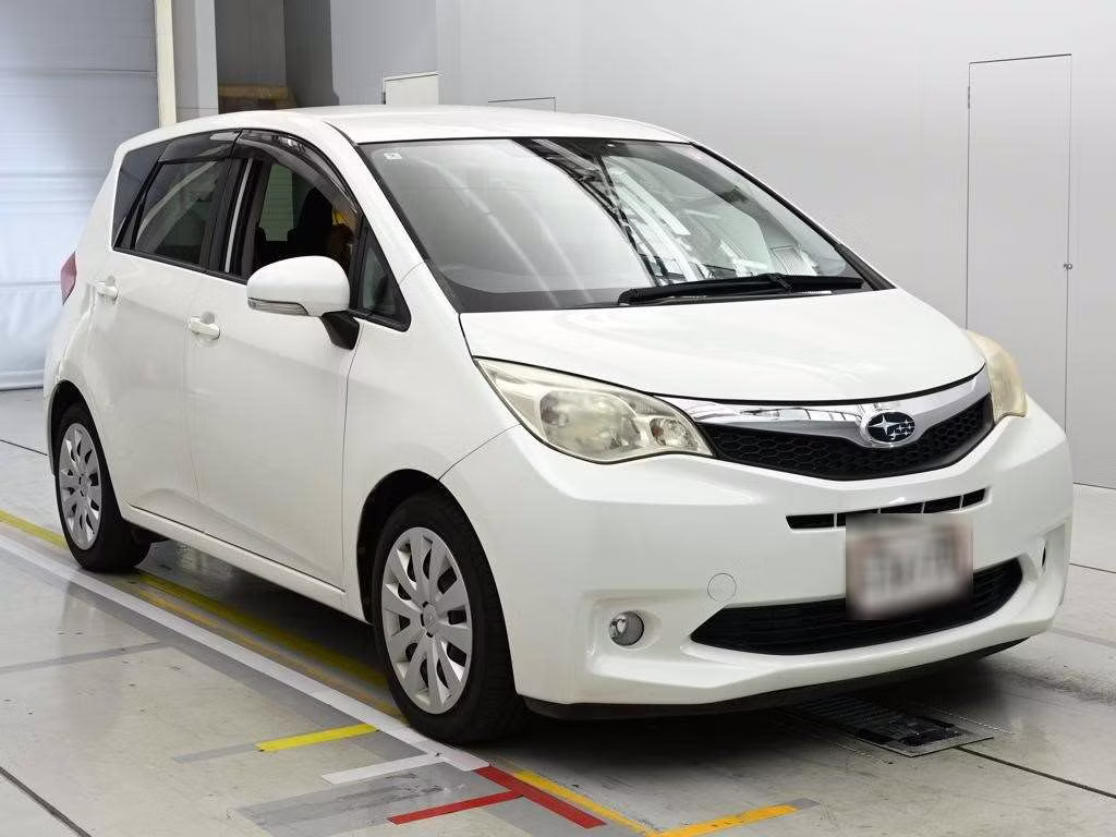 SUBARU TREZIA
