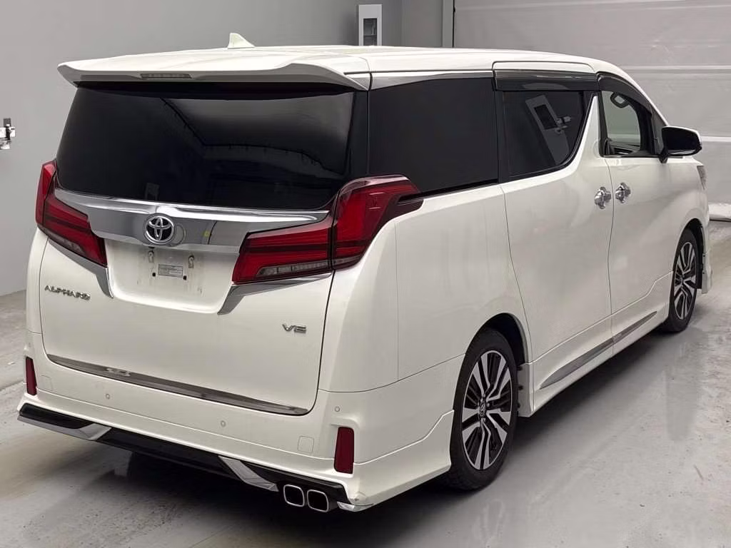 TOYOTA ALPHARD