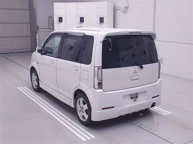 MITSUBISHI EK SPORT