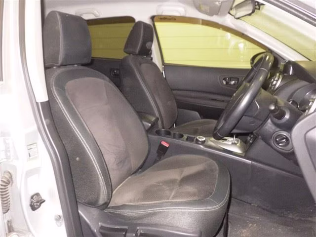 NISSAN DUALIS