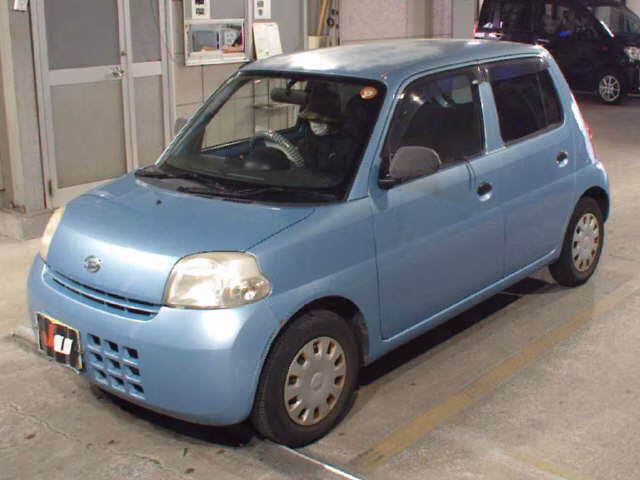 DAIHATSU ESSE
