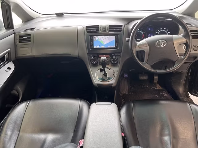 TOYOTA MARK X ZIO