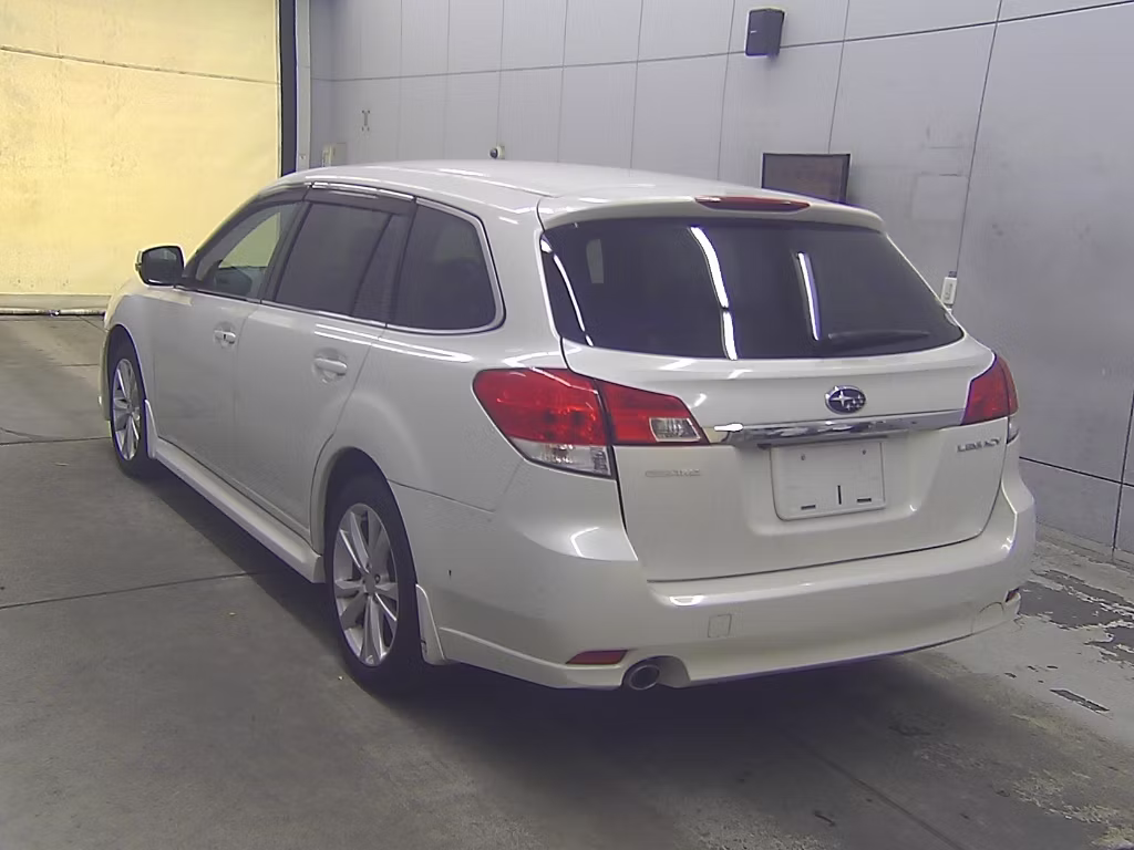 SUBARU LEGACY
