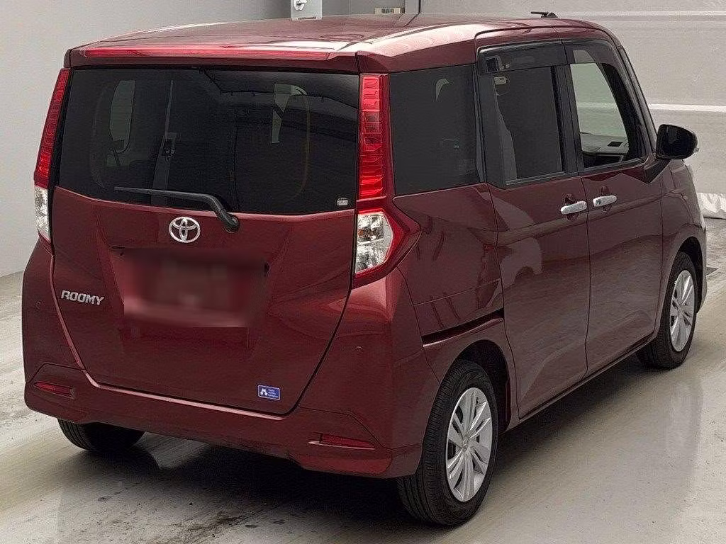 TOYOTA ROOMY