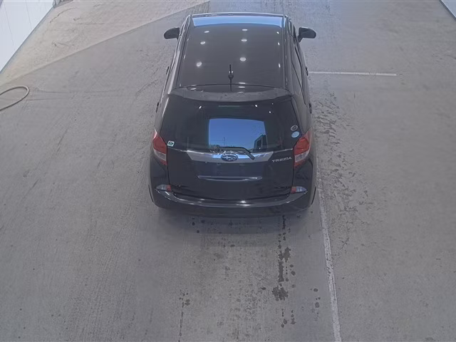 SUBARU TREZIA