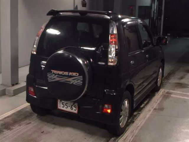 DAIHATSU TERIOS KID