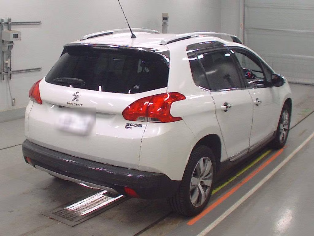 PEUGEOT 2008