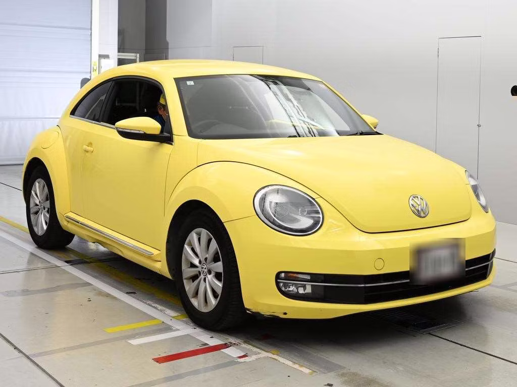 VOLKSWAGEN BEETLE