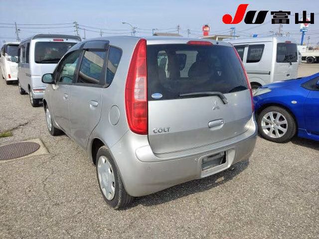 MITSUBISHI COLT