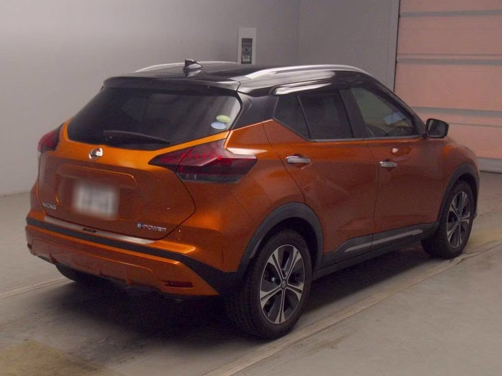 NISSAN KICKS