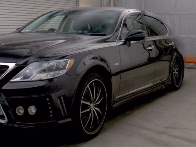 LEXUS LS600H