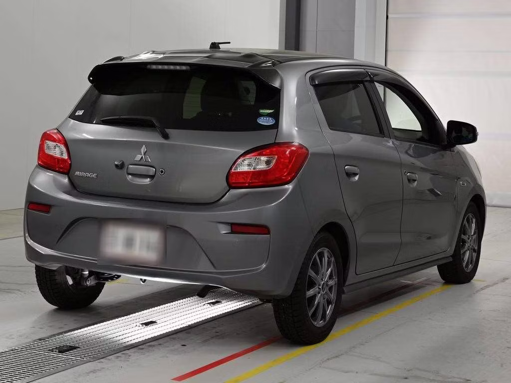 MITSUBISHI MIRAGE