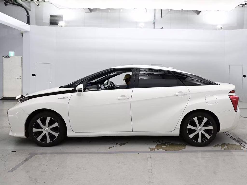 TOYOTA MIRAI