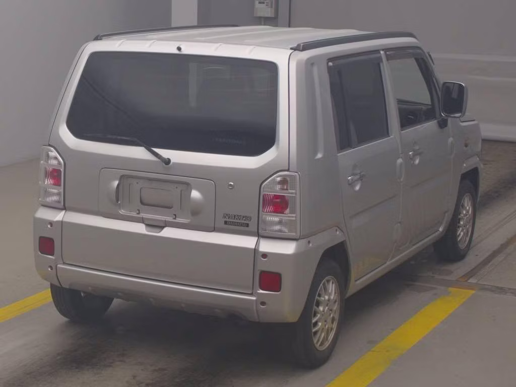 DAIHATSU NAKED