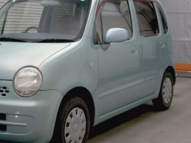DAIHATSU MOVE LATTE