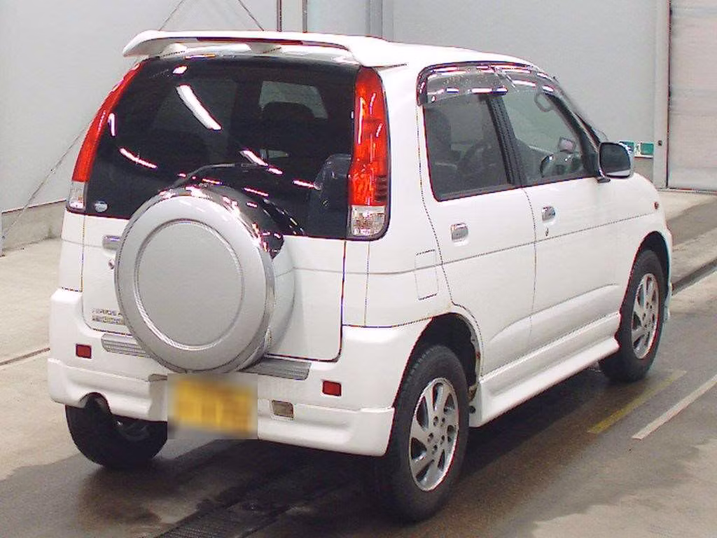 DAIHATSU TERIOS KID