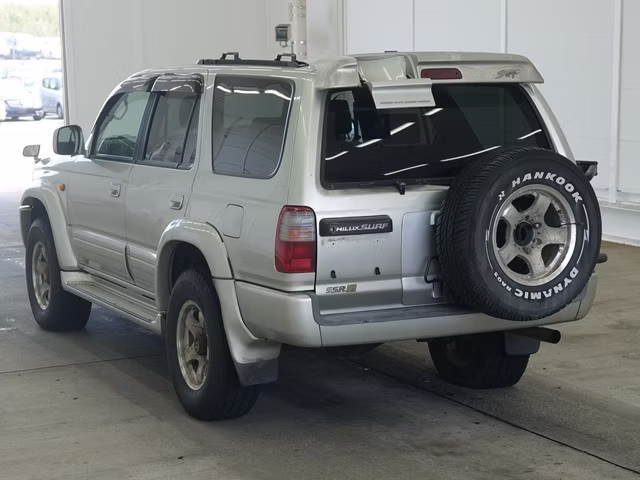 TOYOTA HILUX SURF