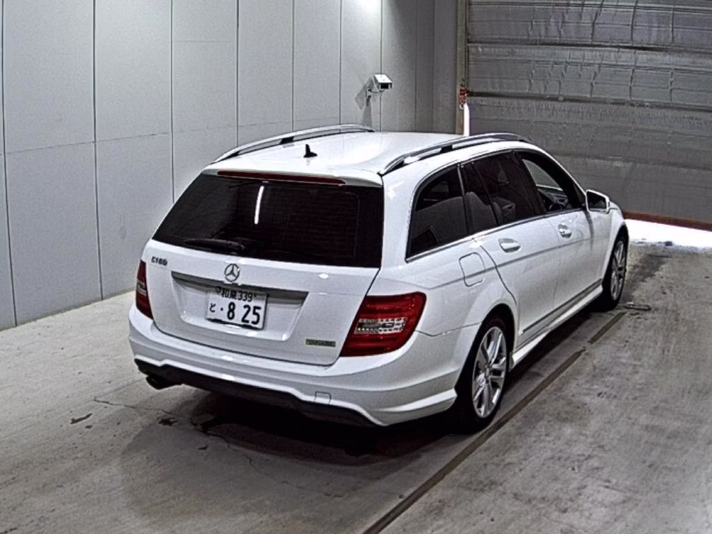 MERCEDES-BENZ C-CLASS