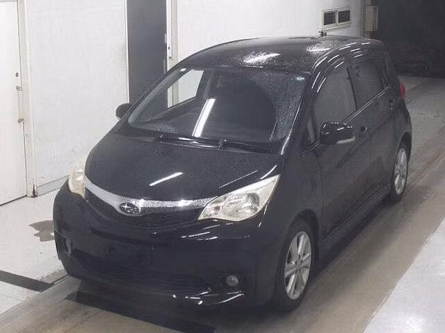 SUBARU TREZIA