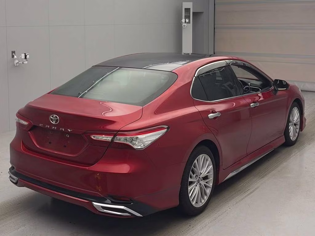TOYOTA CAMRY