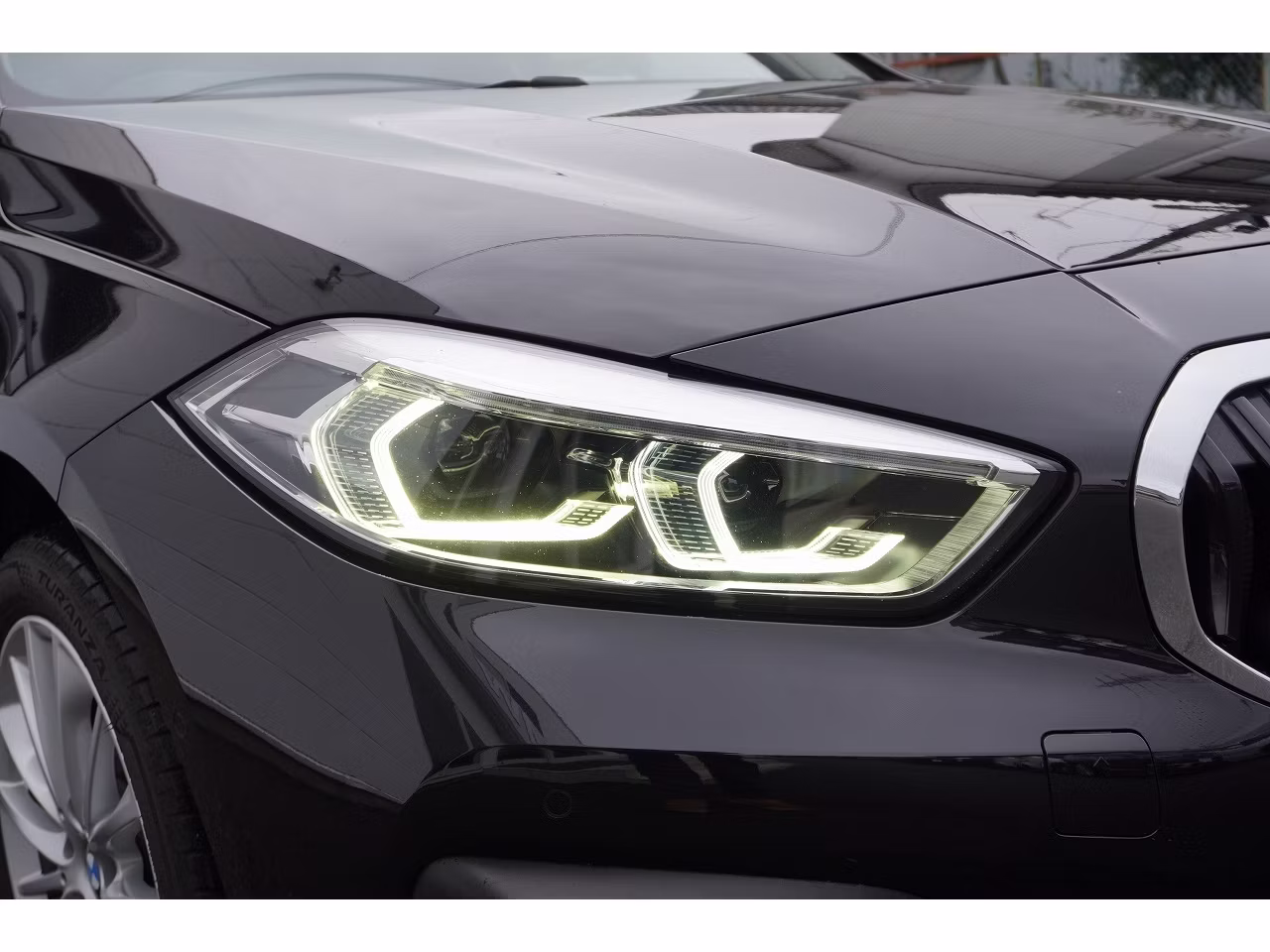 BMW 1-SERIES