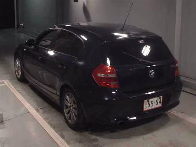 BMW 1-SERIES