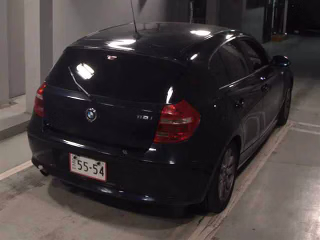 BMW 1-SERIES