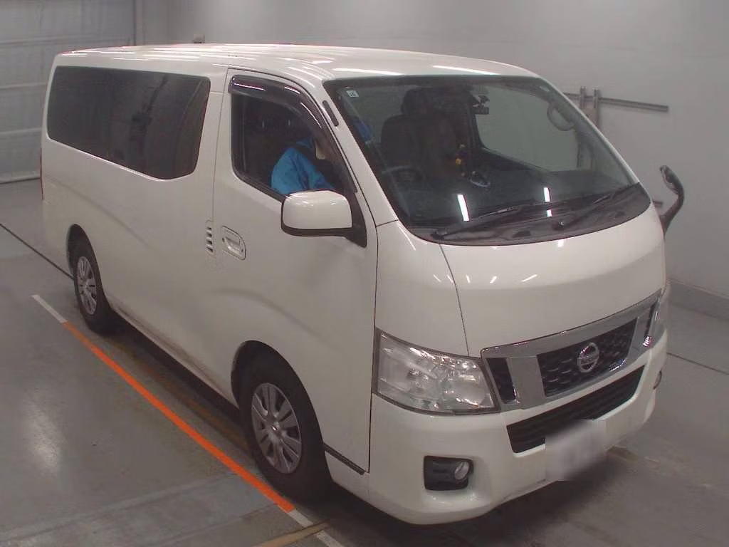 NISSAN NV350 CARAVAN