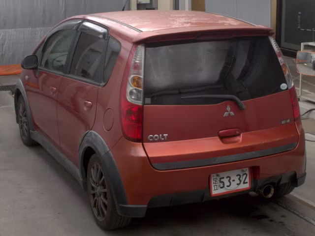 MITSUBISHI COLT