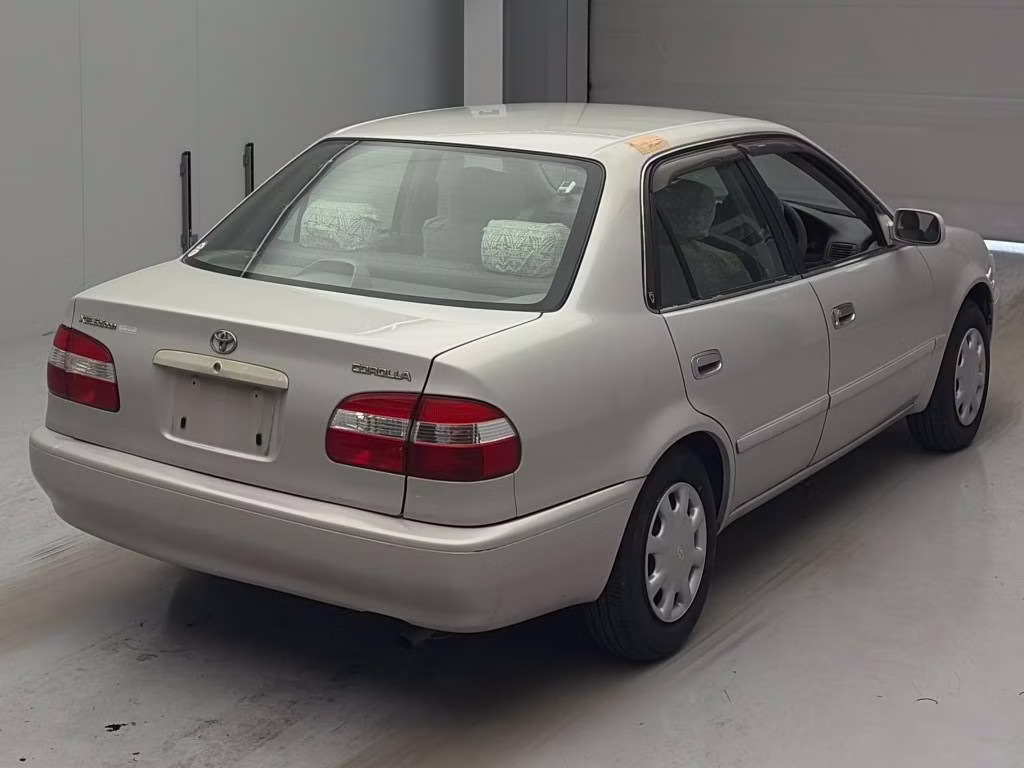 TOYOTA COROLLA