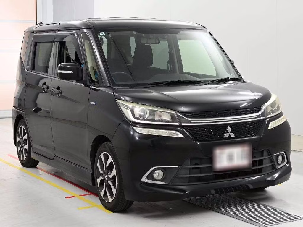 MITSUBISHI DELICA D:2