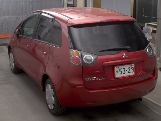 MITSUBISHI COLT PLUS