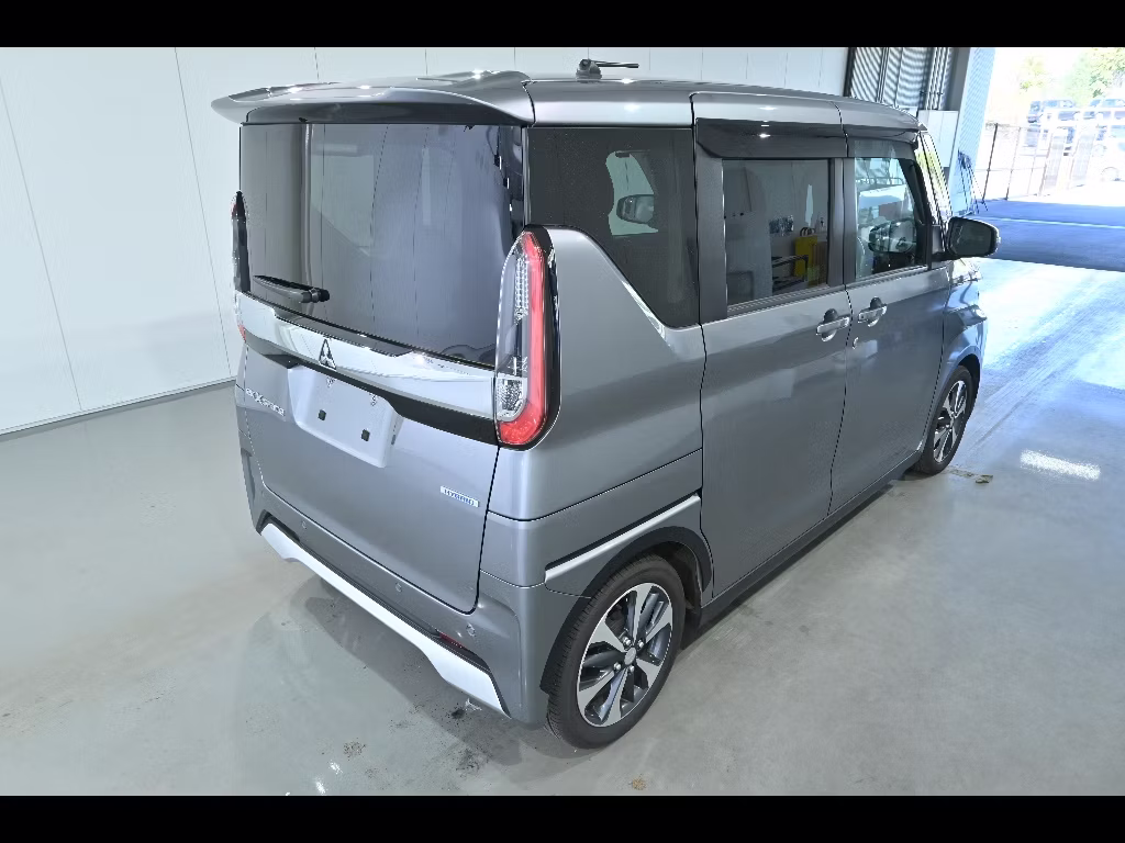 MITSUBISHI EK SPACE