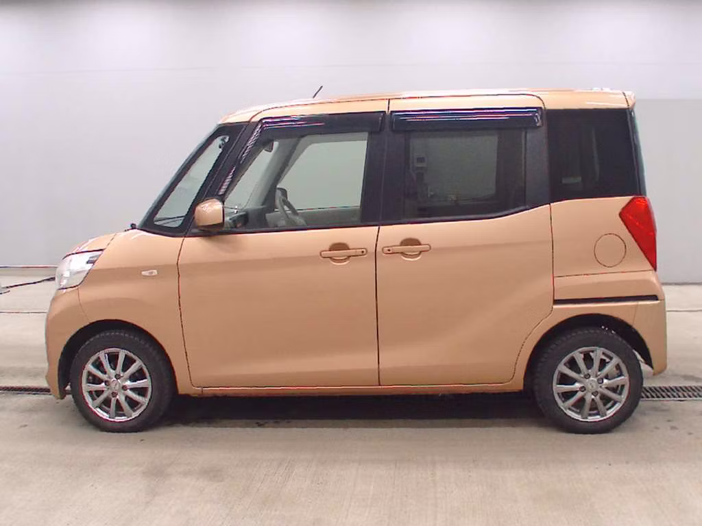 MITSUBISHI EK SPACE