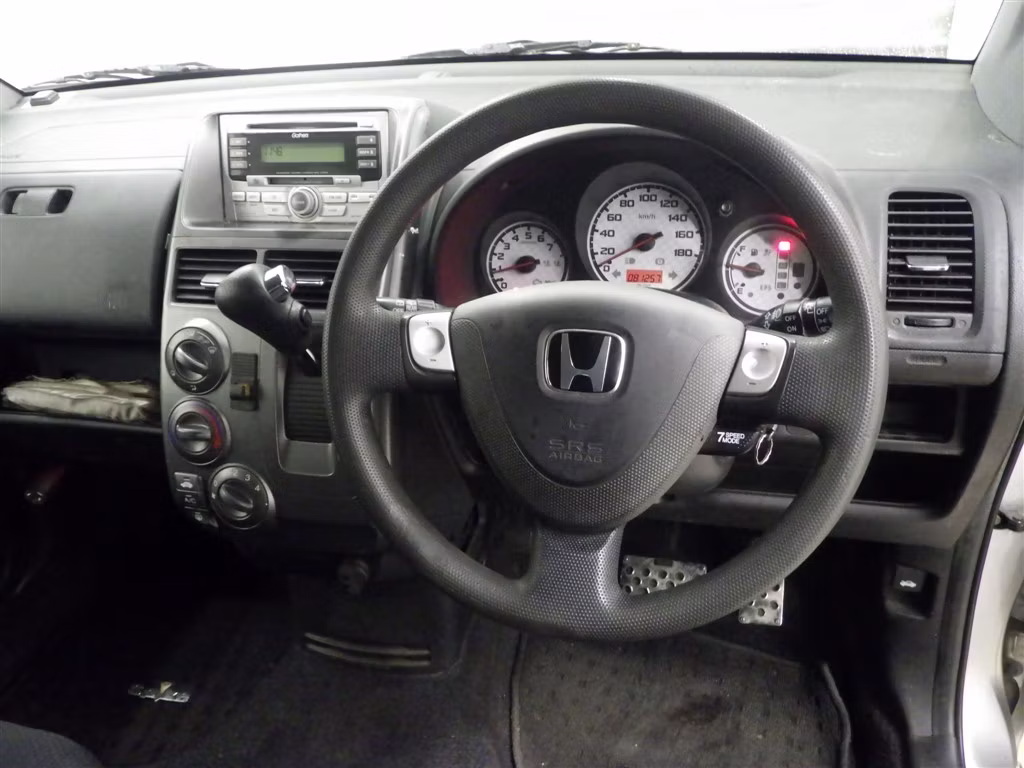 HONDA MOBILIO SPIKE