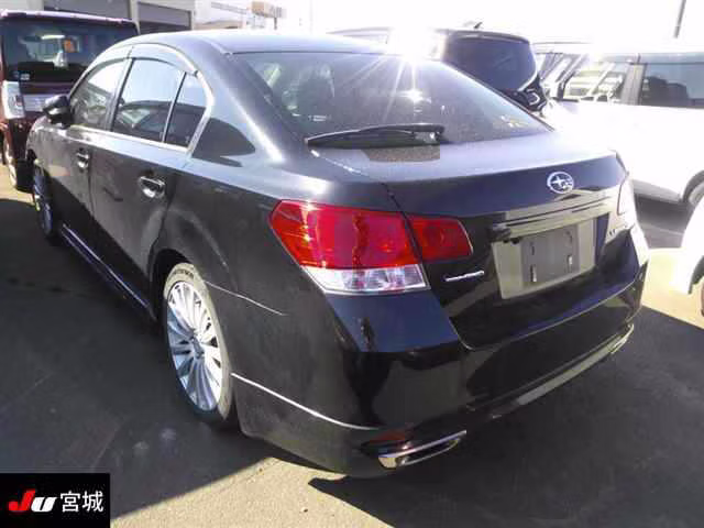 SUBARU LEGACY B4