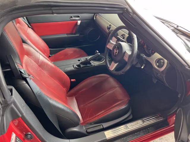 MAZDA ROADSTER